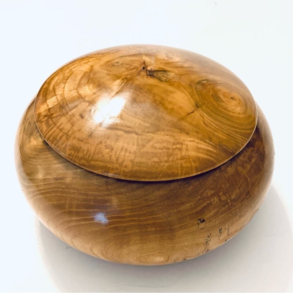 NWT HANDMADE Turning Maple Burl Lidded Bowl One of a Kind